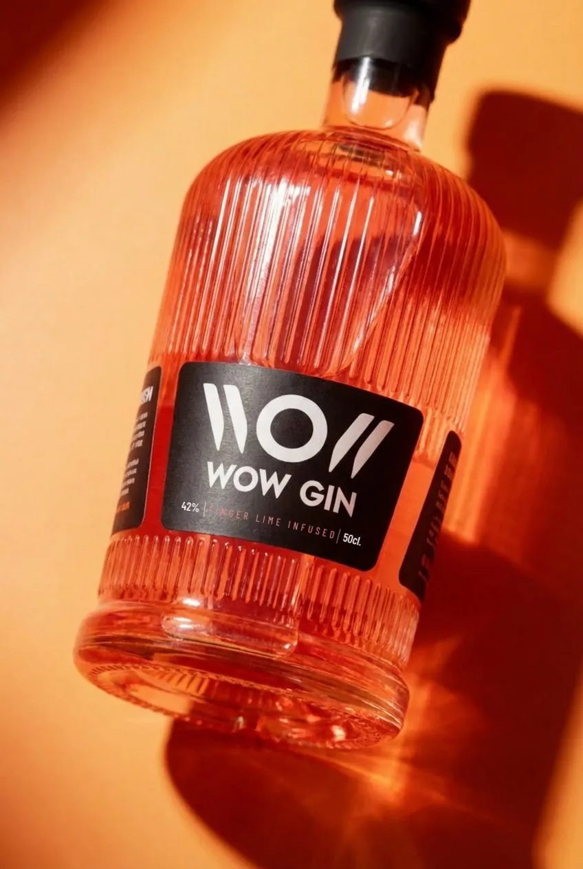 Wow Gin — Packshot